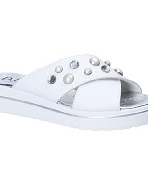 Biele topánky Susimoda