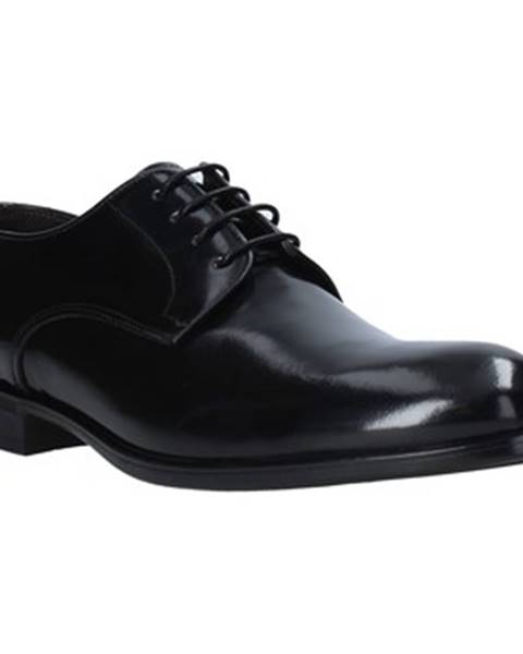 Čierne topánky Exton