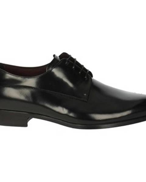 Čierne topánky Antonio Di Maria